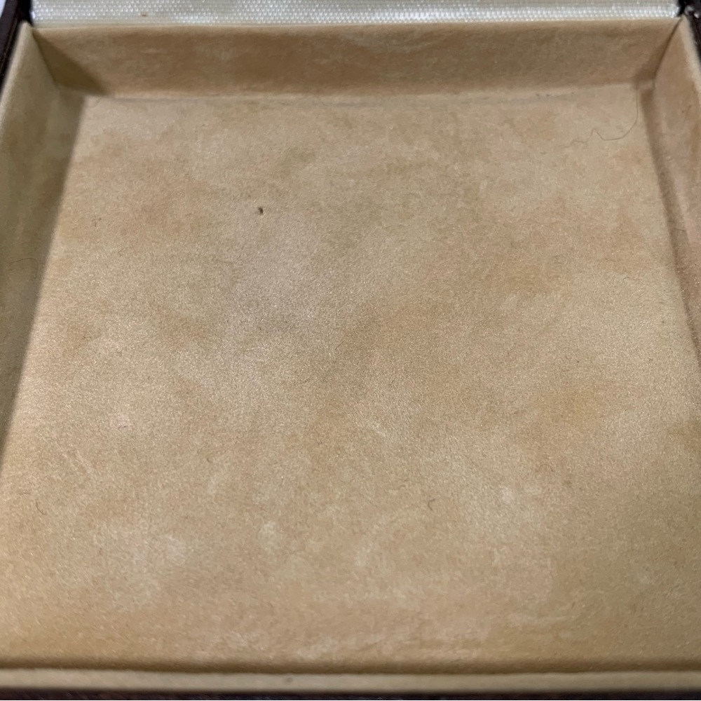 Gucci Brown and Gold Accessory Box - Picture 7 of 7